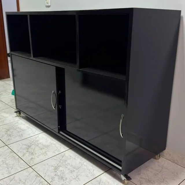 Estante Rack Multiuso com Nichos e Portas de Correr
