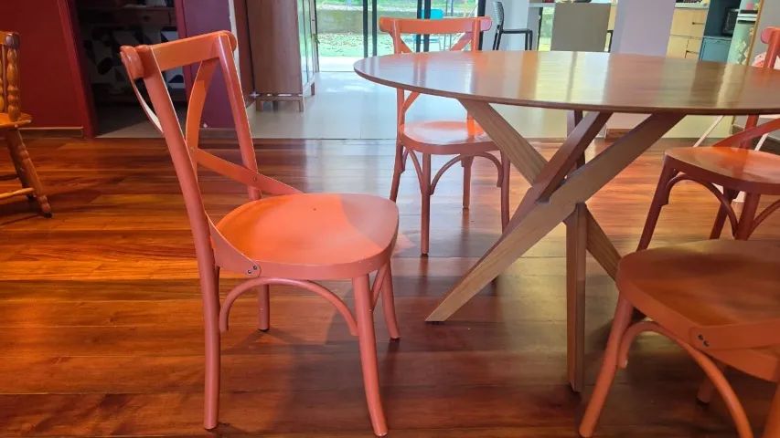 Conjunto mesa e cadeiras  - Foto 2