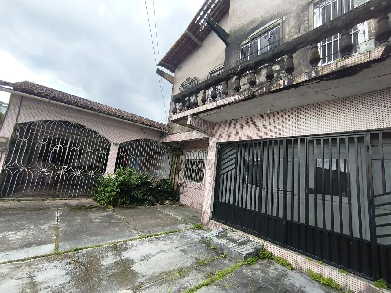 Vendo Imóvel com 2 Casas e 3 Kitnets | Coqueiro | R$ 400 Mil - Foto 3