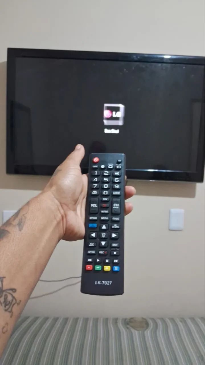 Vendo TV LG 42 polegadas  - Foto 2