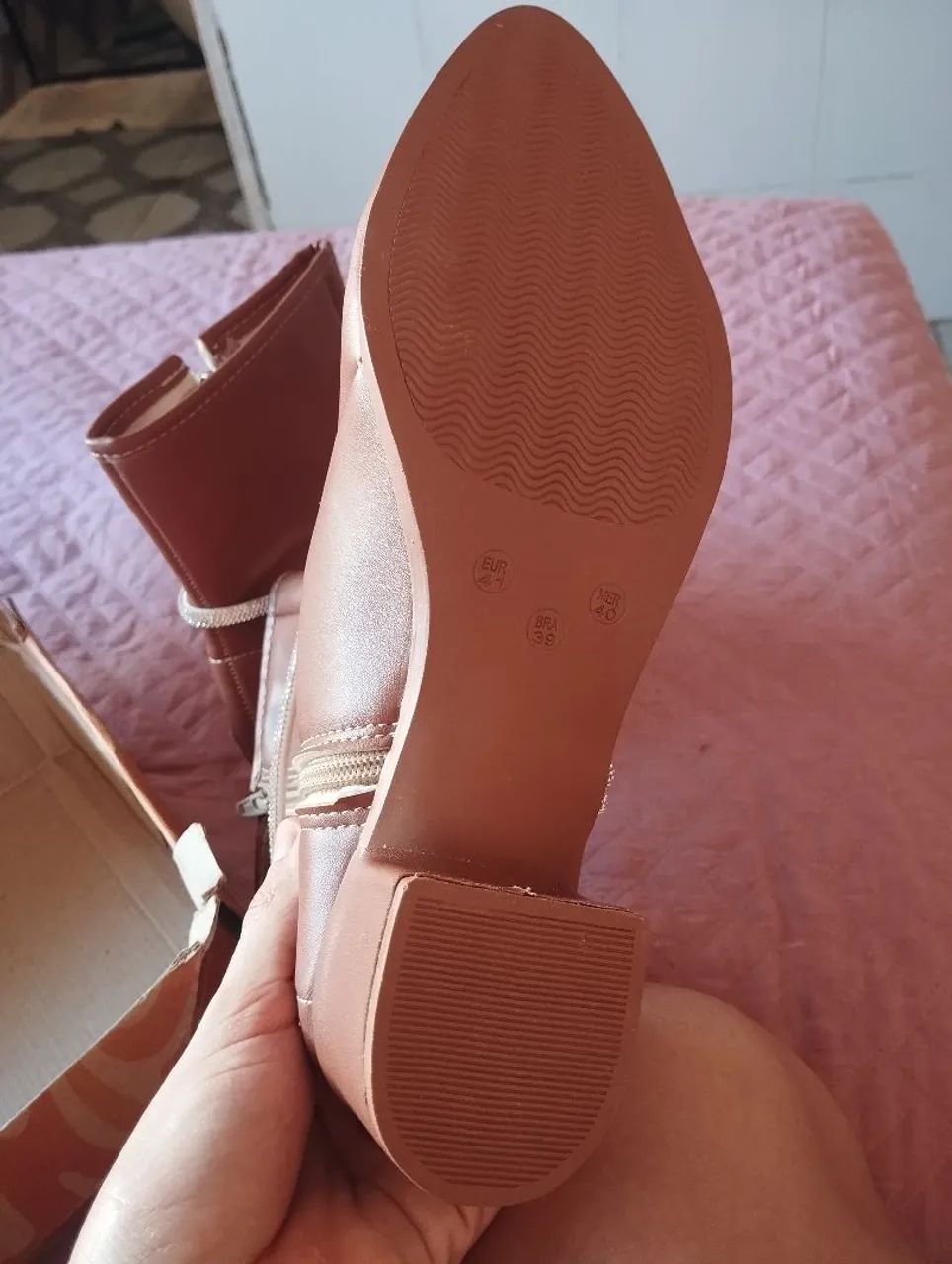 Bota de couto, nunca usada!  - Foto 2
