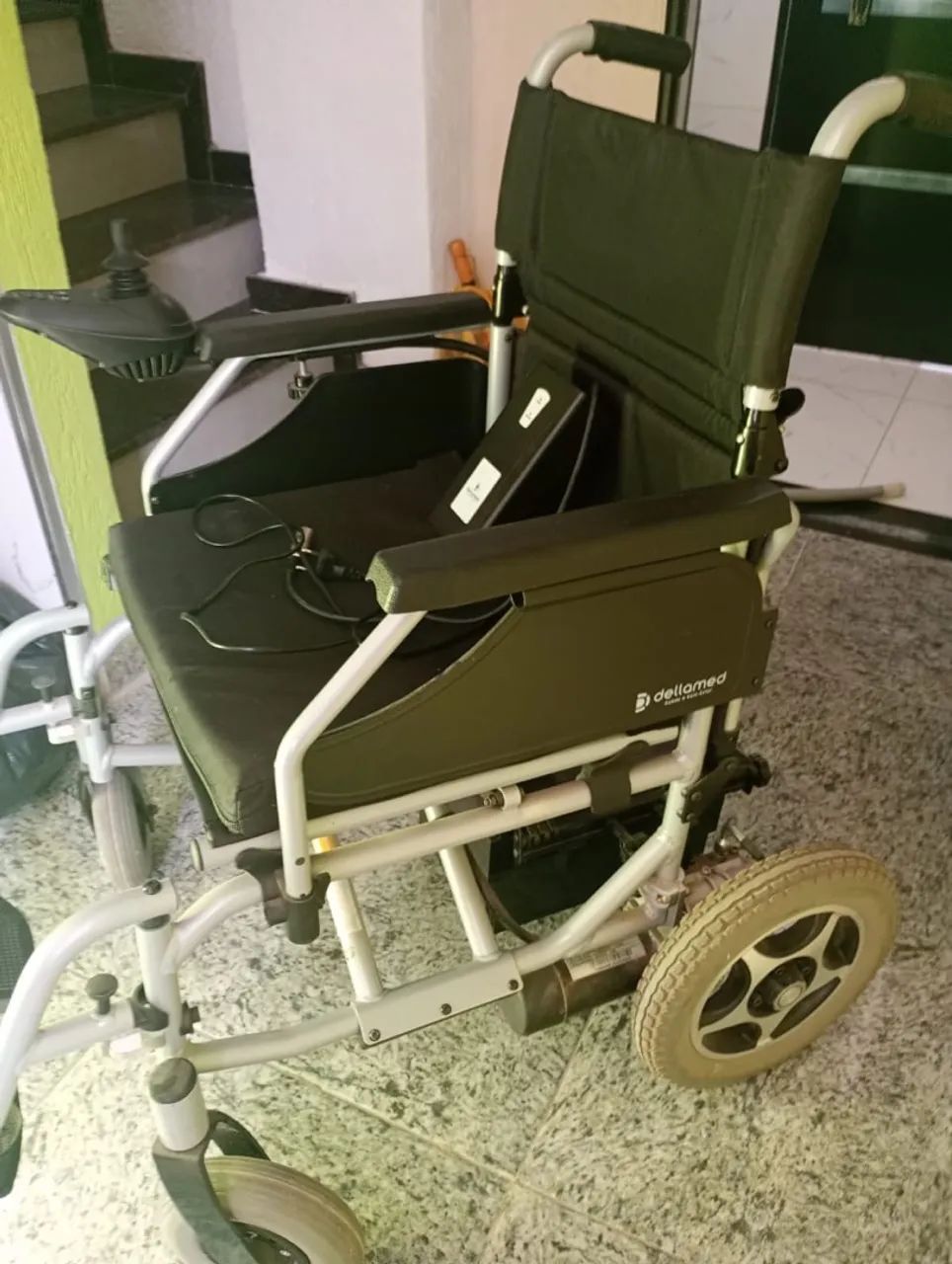 Vendo Cadeira elétrica Nova  - Foto 4