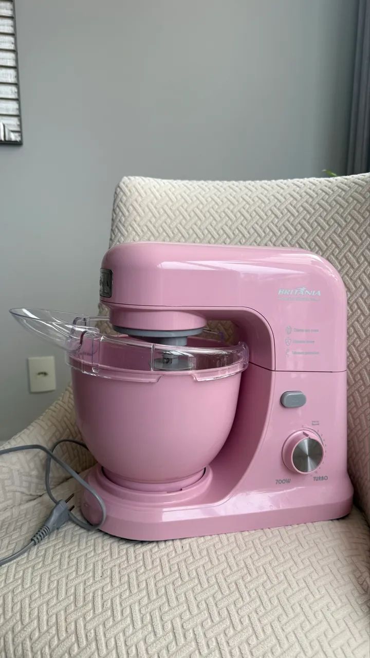 Batedeira Planetária Britânia BBP700 Rosa 700W - Foto 3