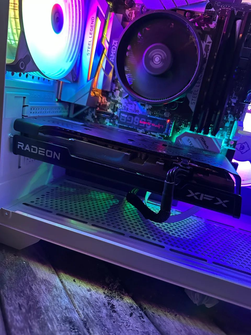 Placa de vídeo AMD RX 6600XT 8Gb  - Foto 3