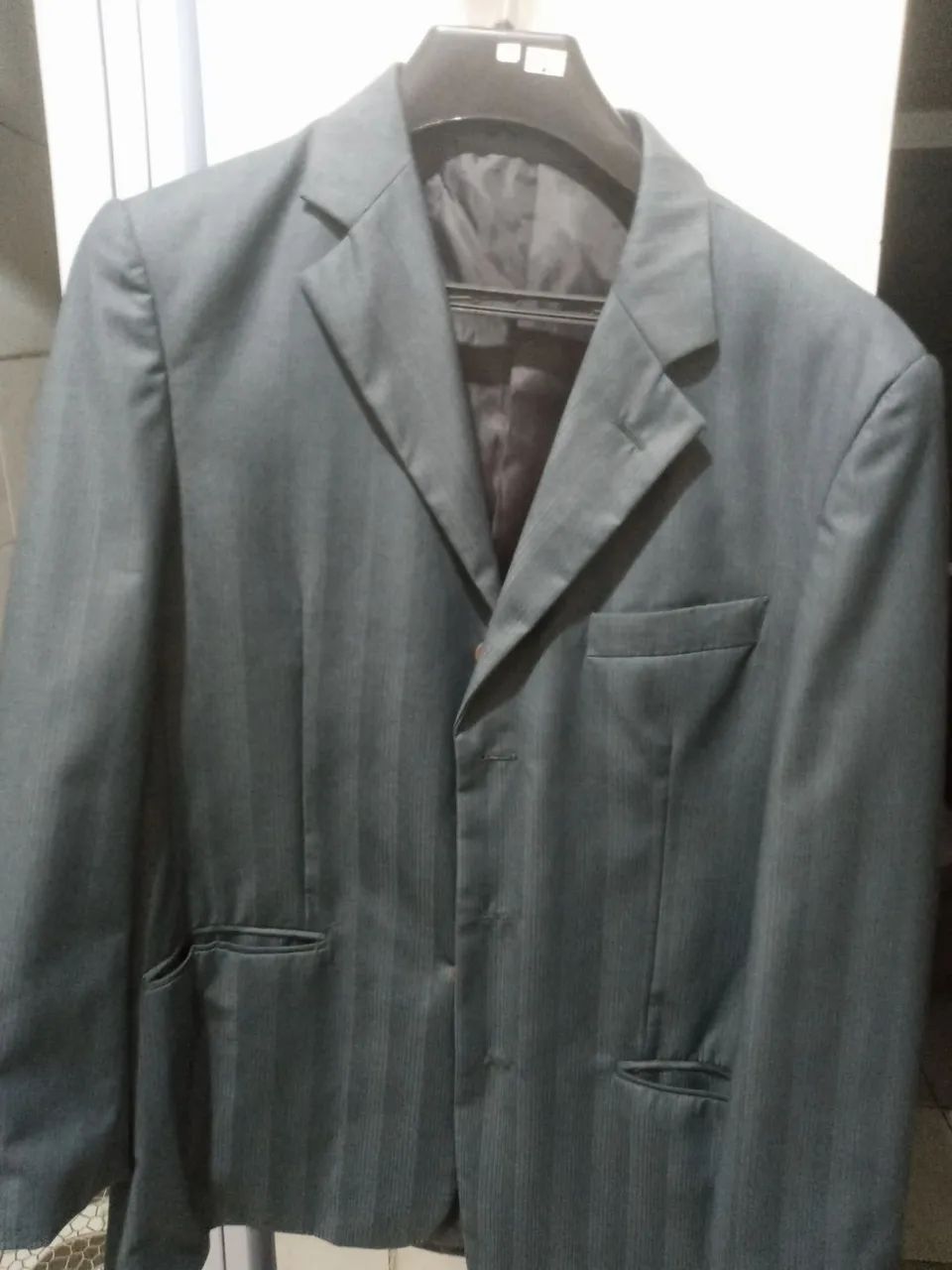 Vendo conjunto. Paletó boa qualidade - Foto 2