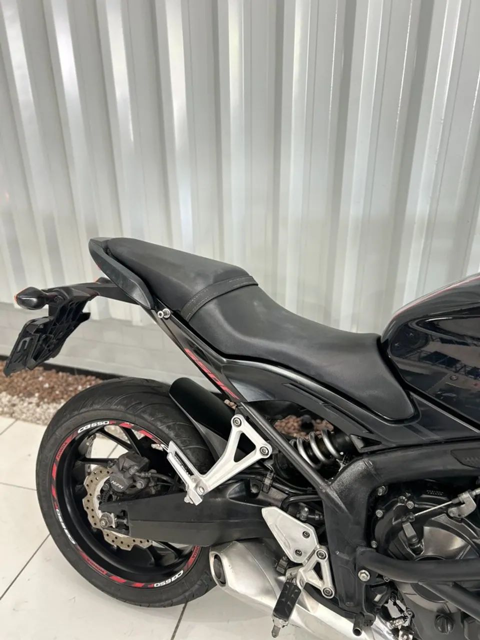 HONDA CB 650F 2019 - Foto 4