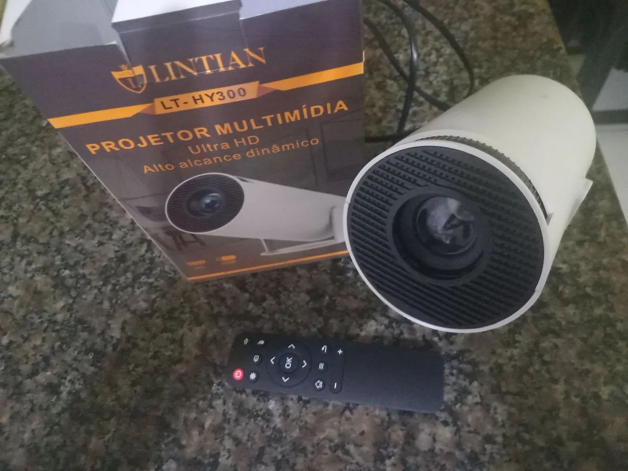Projetor na caixa  - Foto 2