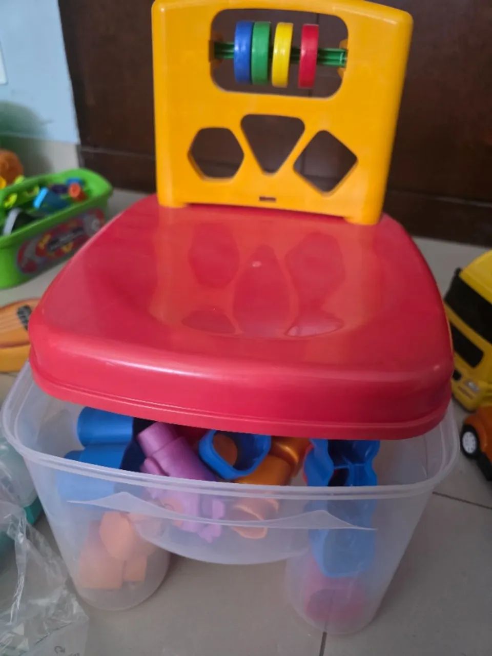 Cadeirinha com ábaco simples e brinquedo educativo infantil de montar - Foto 4