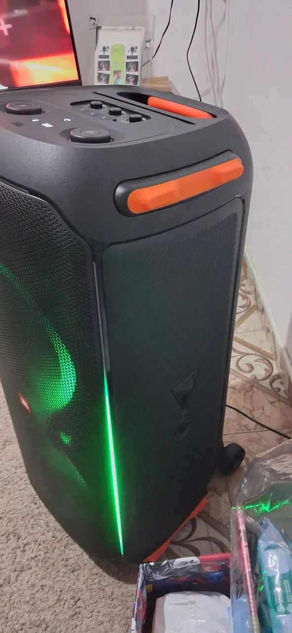 Vendo Caixa de som JBL 710  - Foto 3