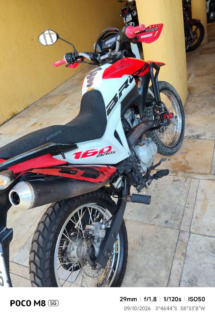 Bros 160 completa de tudo