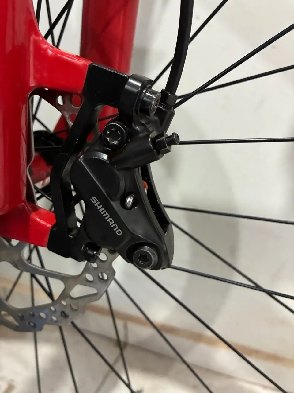 Freio Shimano Deore 4 pistões - Foto 5