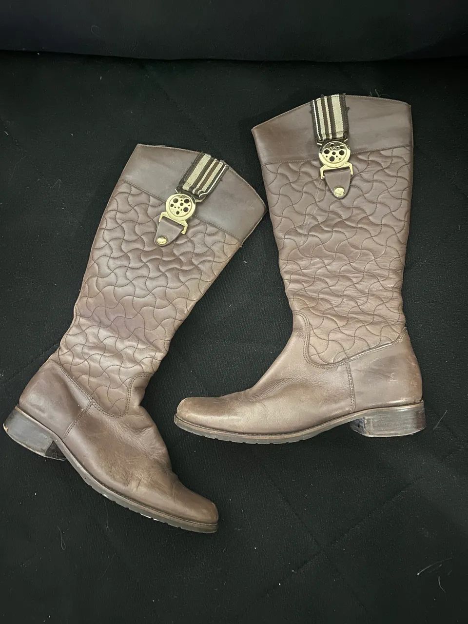 Bota montaria em couro 35