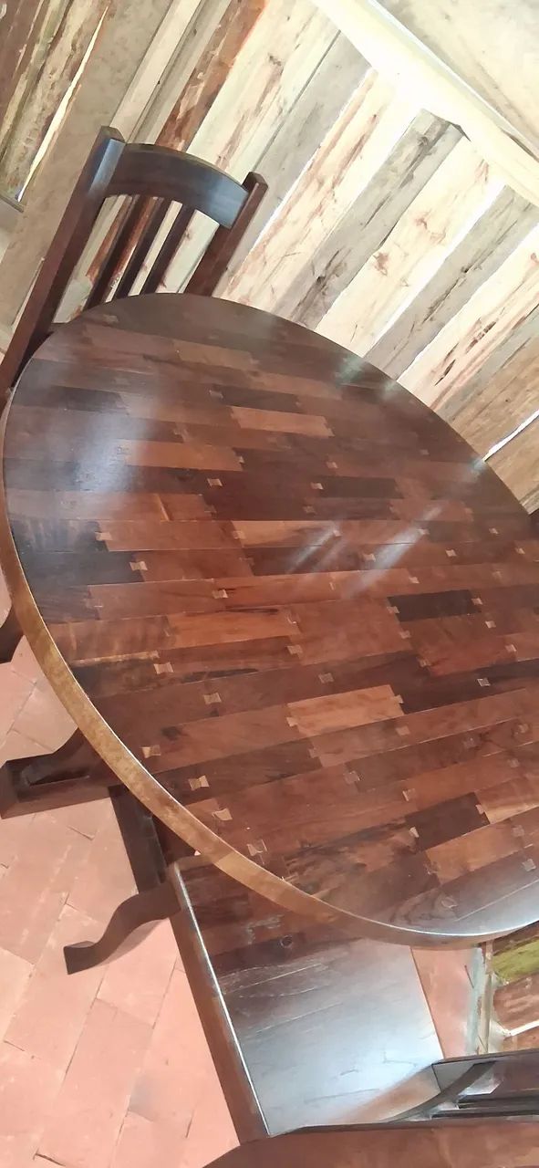 Mesa em Marchetaria com 4 Cadeiras de Madeira - Foto 4