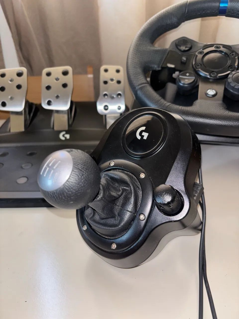 VOLANTE G923 LOGITECH + SHIFTER - Foto 2