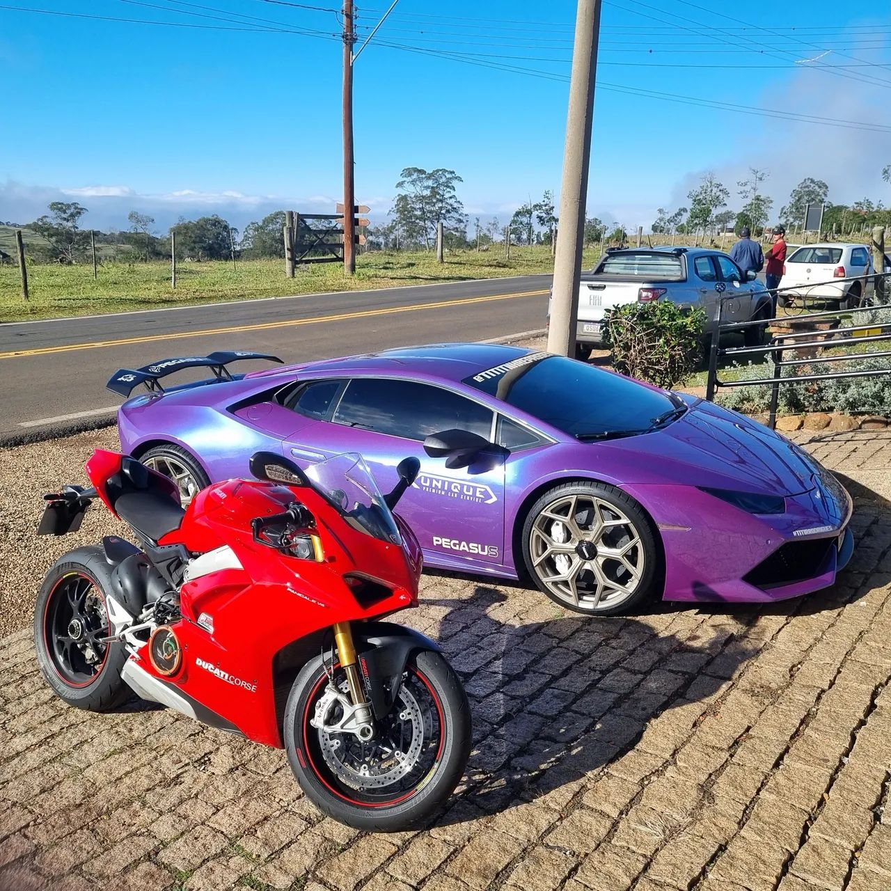 DUCATI PANIGALE V4 S - Foto 3