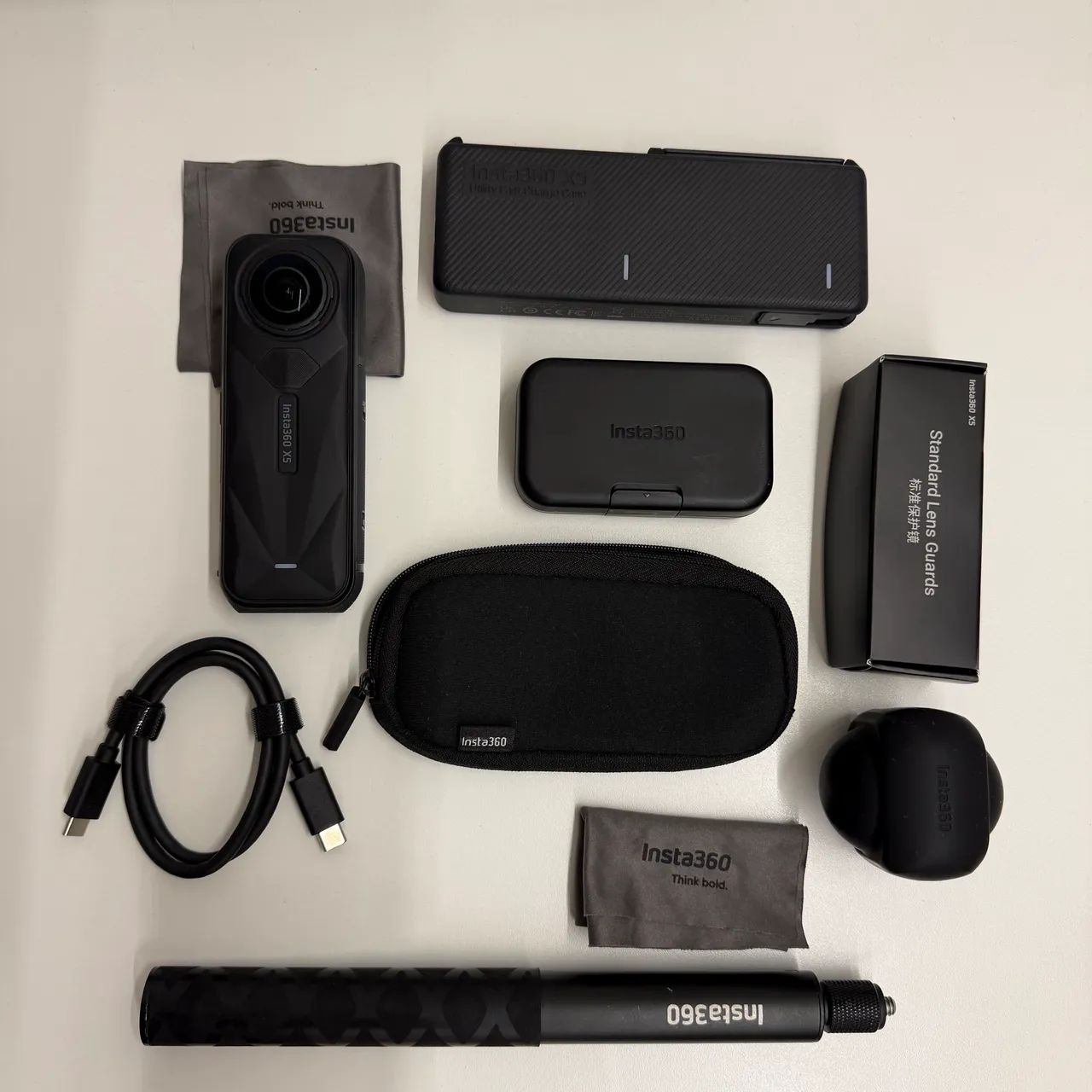 Insta 360 X5 Essential Bundle 