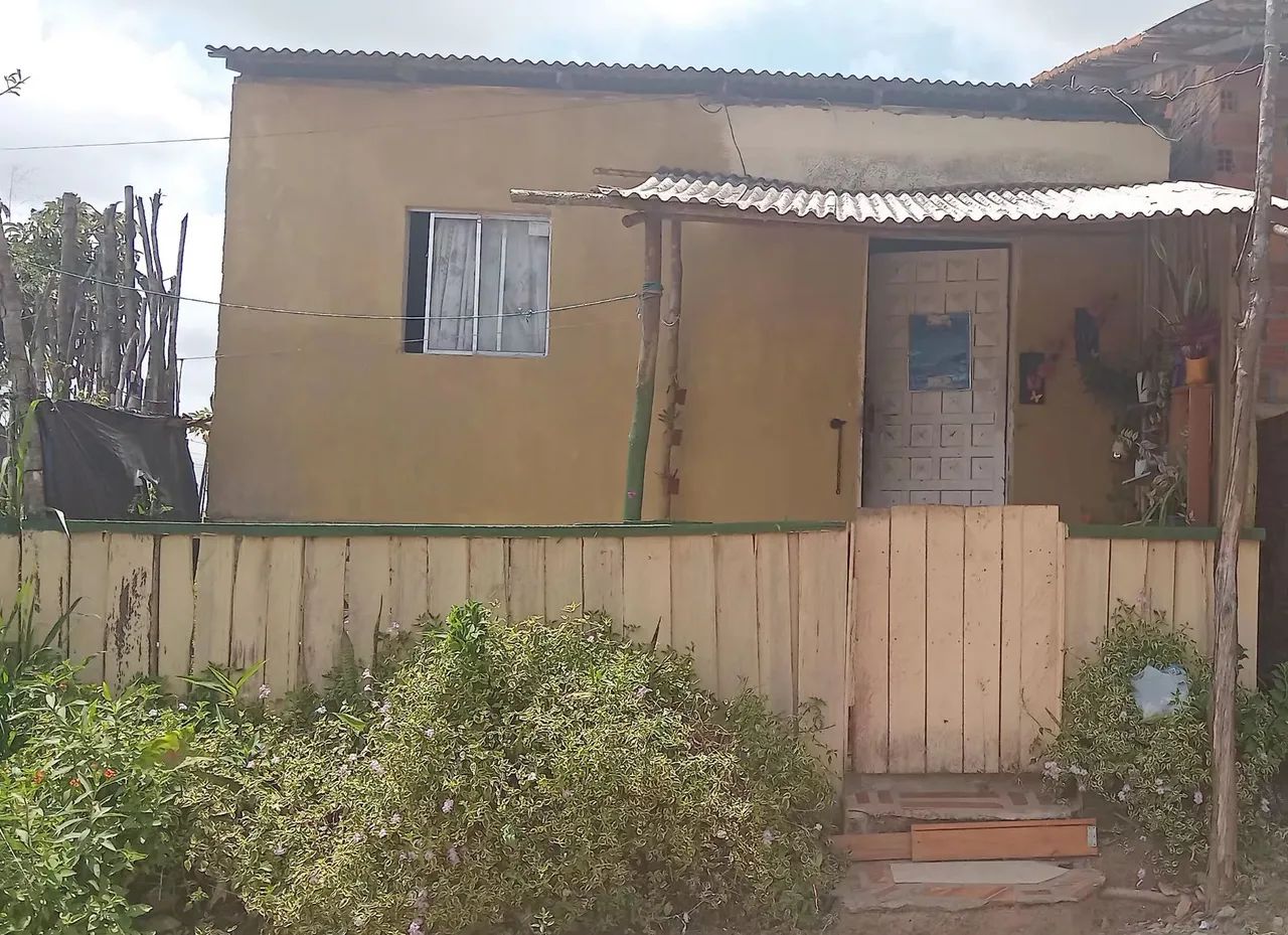 Vende-se essa casa 