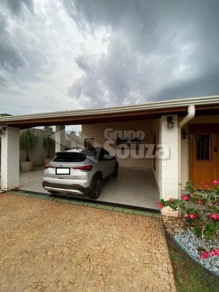 casa para alugar com 4 quartos em condominio fechado, Monte Alegre