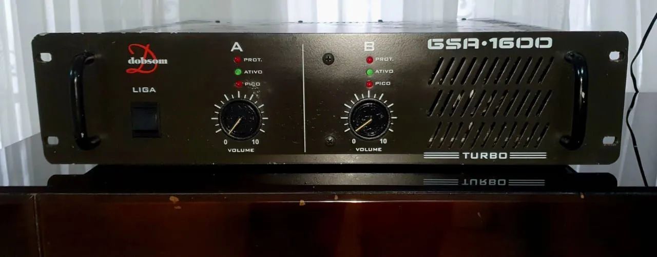 Potência,  equalizador,  mesa de som - Foto 2