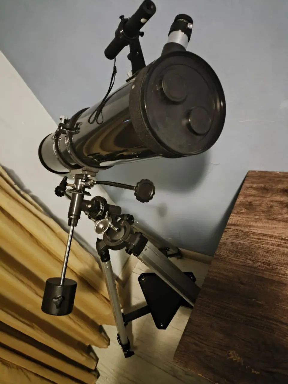 Telescópio Newtoniano Sky-Watcher Explorer 130EQ2 + Laser + Bag