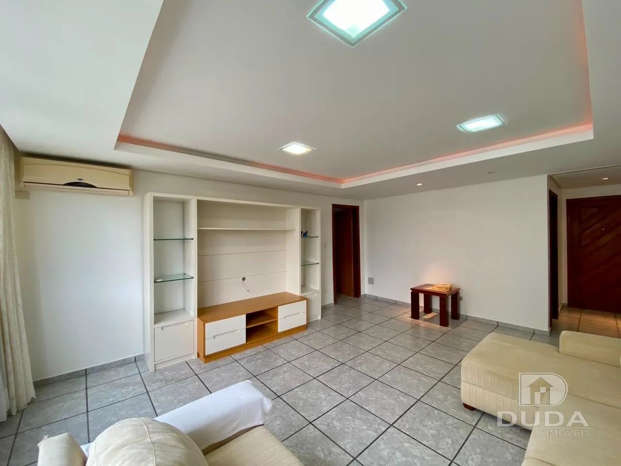 Apartamento mobiliado com 4 quartos próximo à UFSC - Foto 3