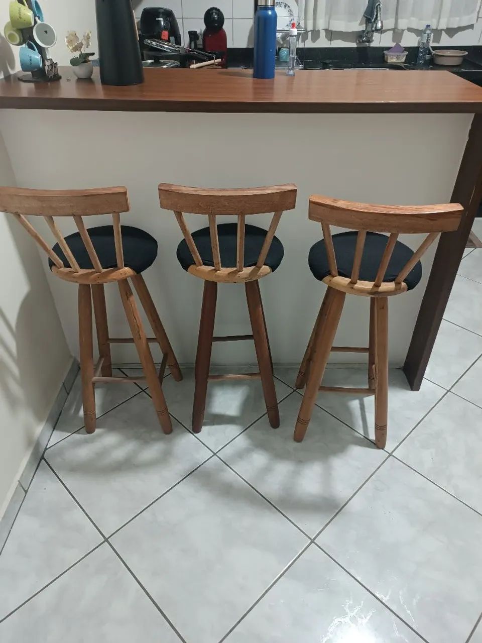 KIT DE 3 BANCOS ALTO COM ENCOSTO  - Foto 4