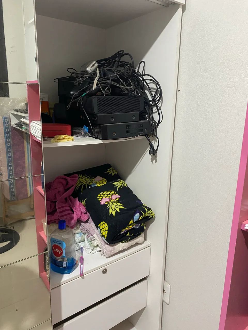 Guarda Roupa solteiro com espelho - Foto 3