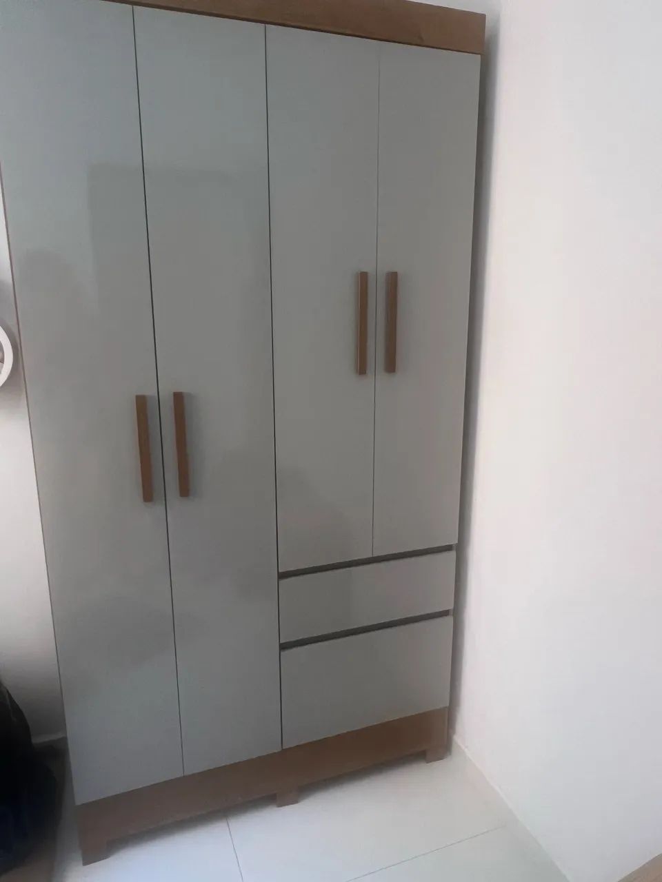 Vendo guarda roupa 