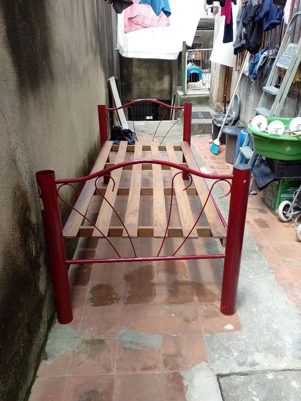 Cama de solteiro de ferro tubular  - Foto 3