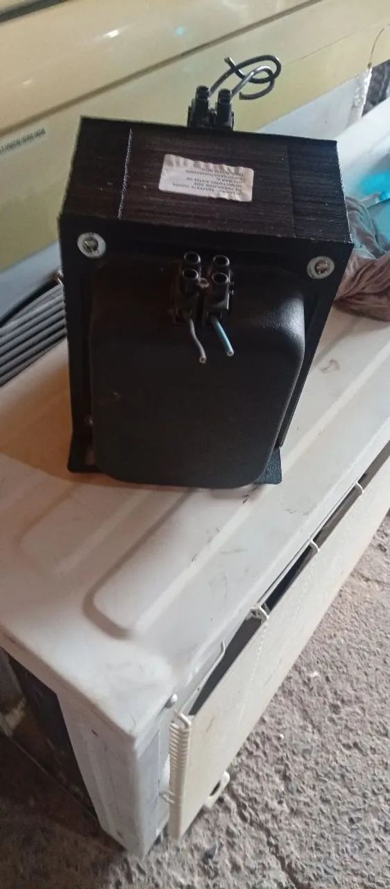 Transformador 7000VA