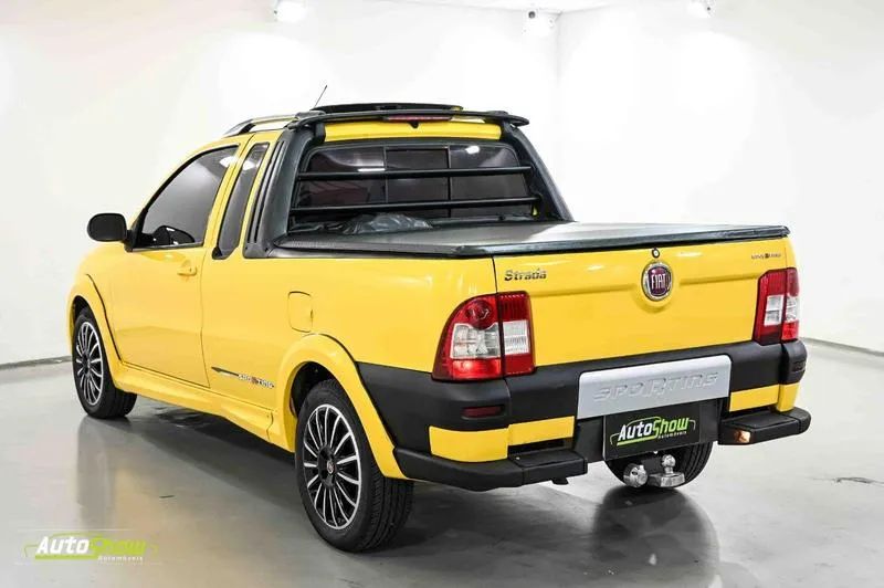 Fiat Strada Sporting 1.8 Flex 16V CE 2012 - Foto 4
