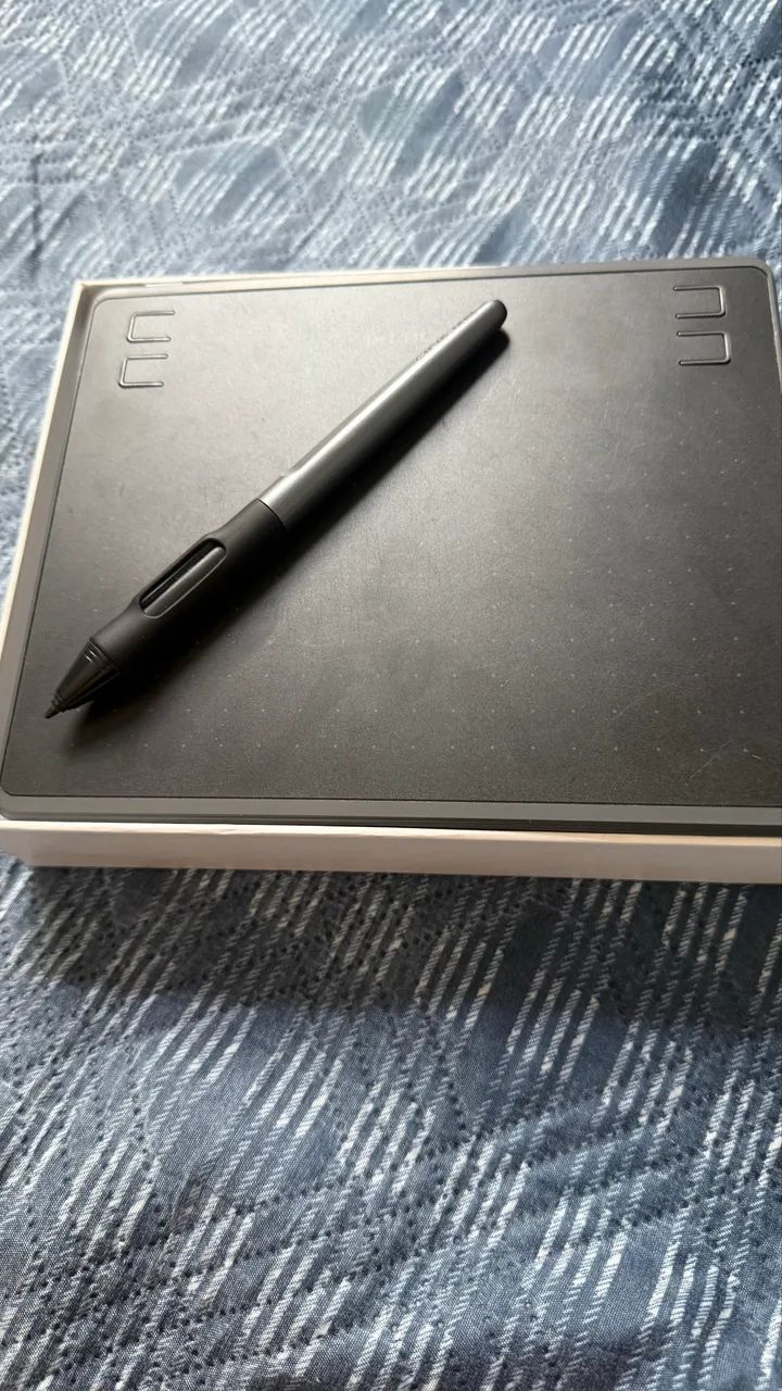 Mesa digitalizadora  HUION  - Foto 2