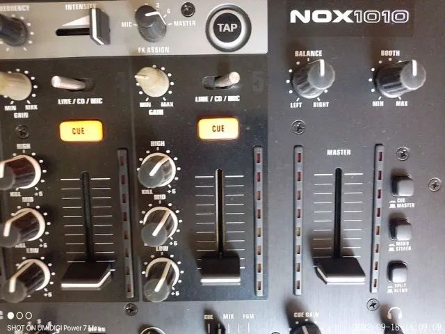 Mixer Behringer nox1010 - Instrumentos musicais - Parque da