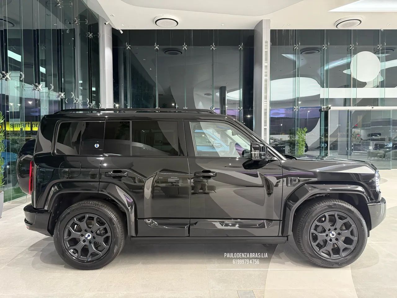 Denza B5 4WD, foto 3 de 7