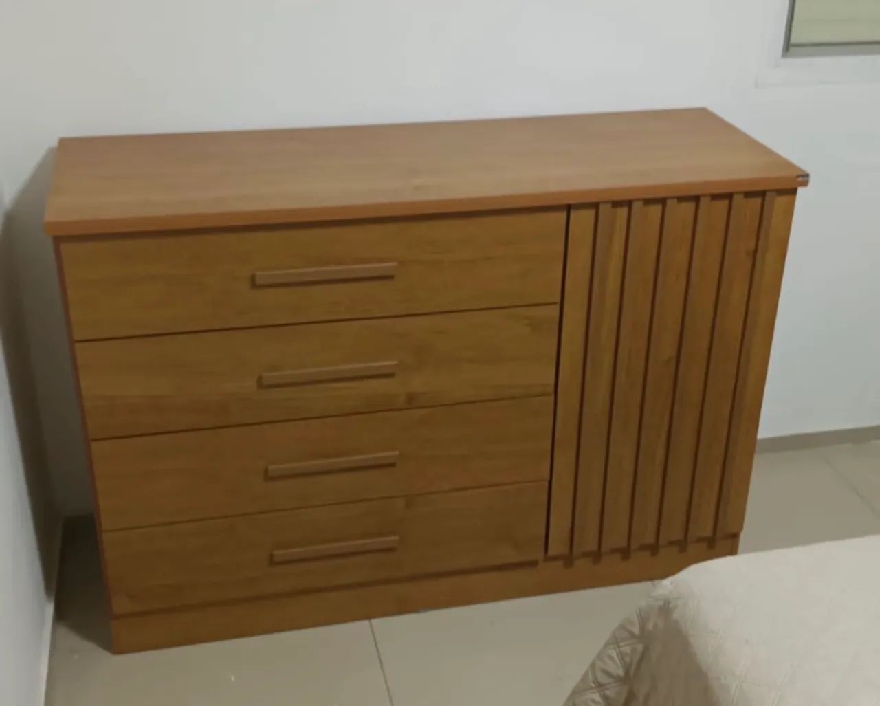 Comoda Cinamomo Ripado NOVO