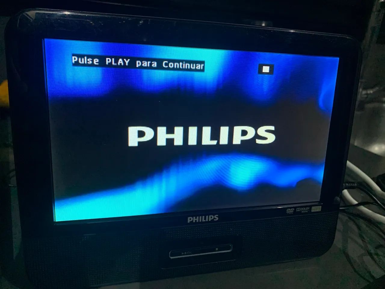DVD portátil com duas telas Philips - Carro - Foto 4
