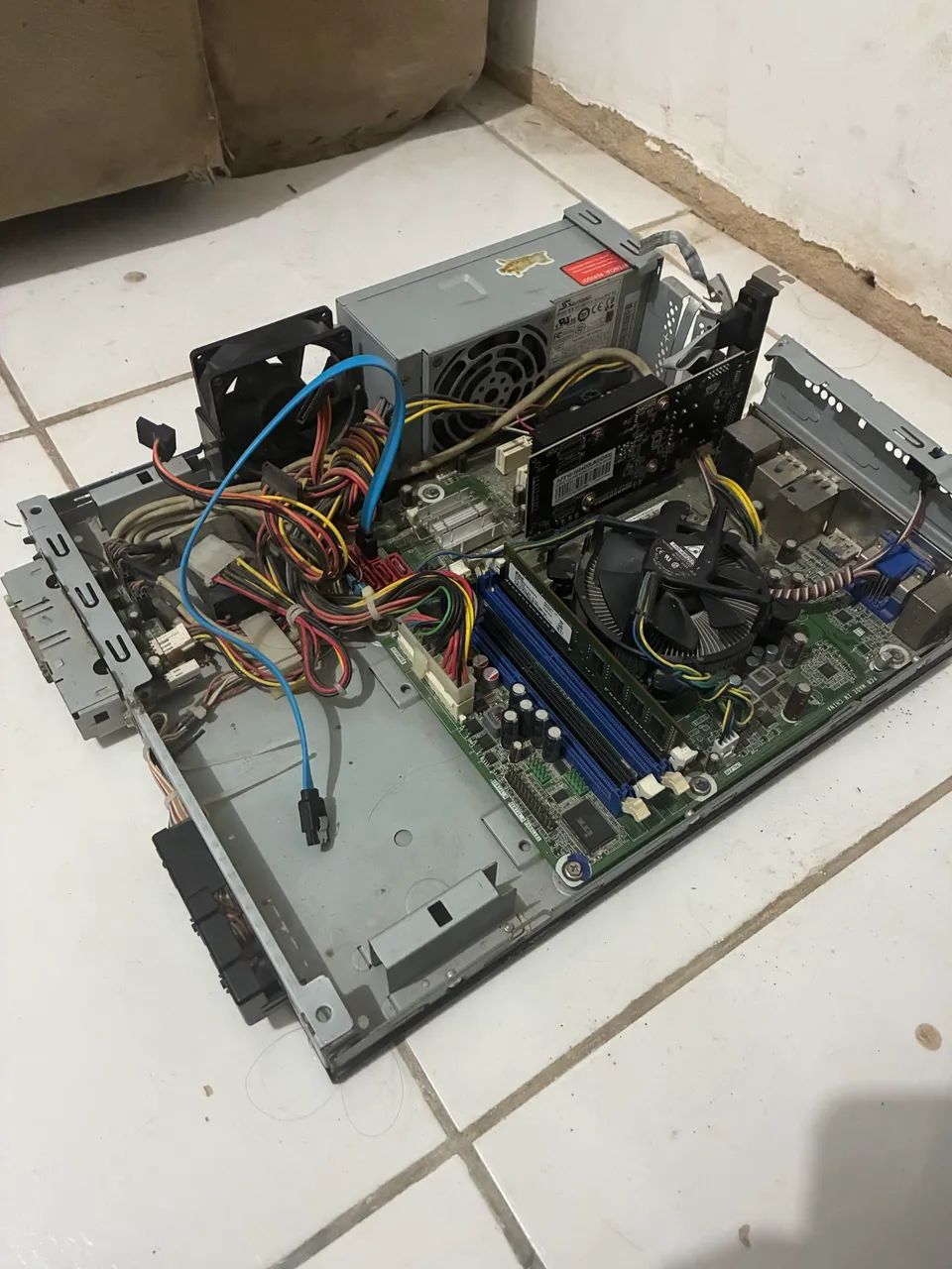 I3 550 + GT 210 + 2gb ram ddr3  - Foto 3