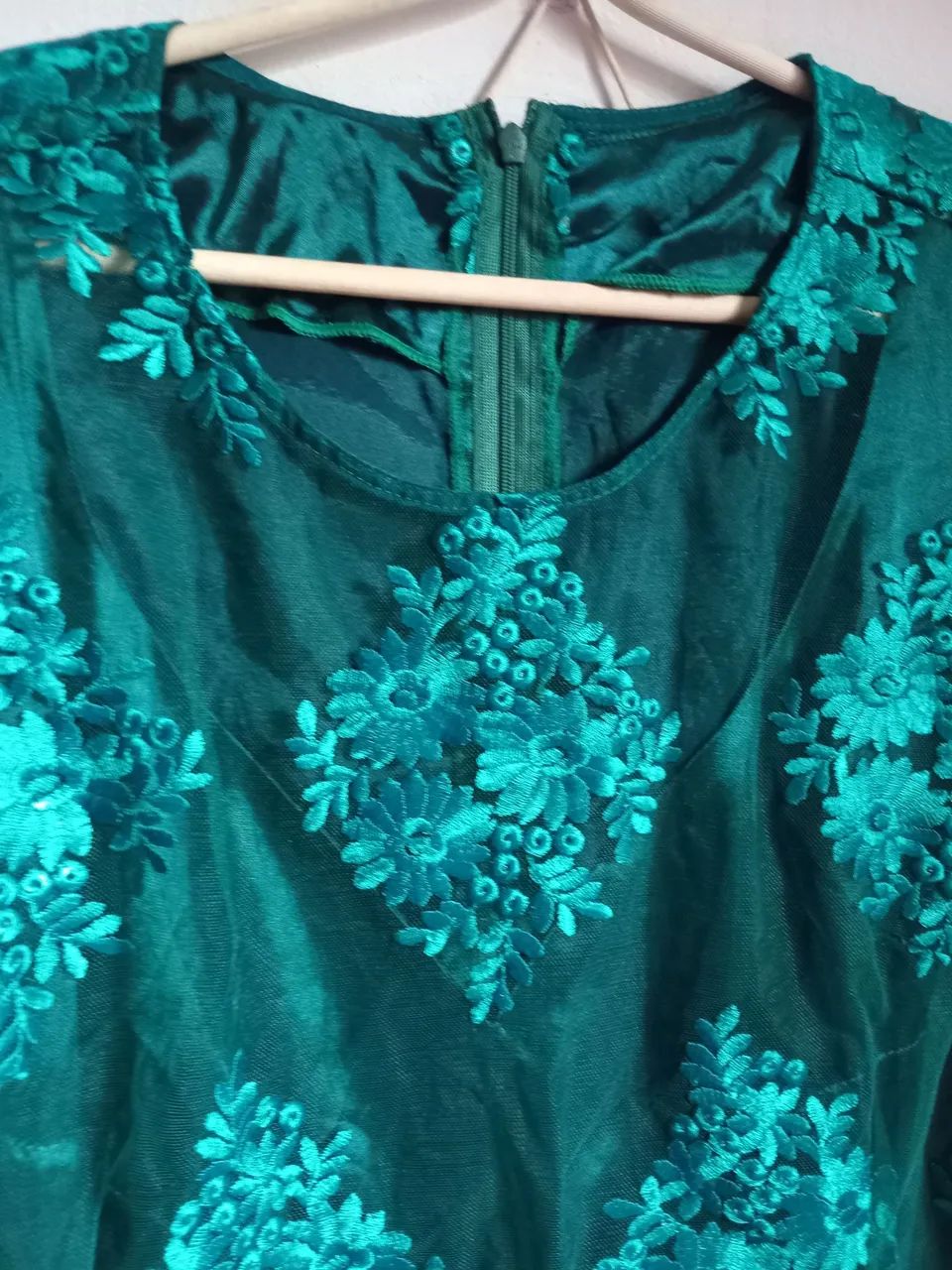 Vestido longo, verde Esmeralda.   - Foto 2