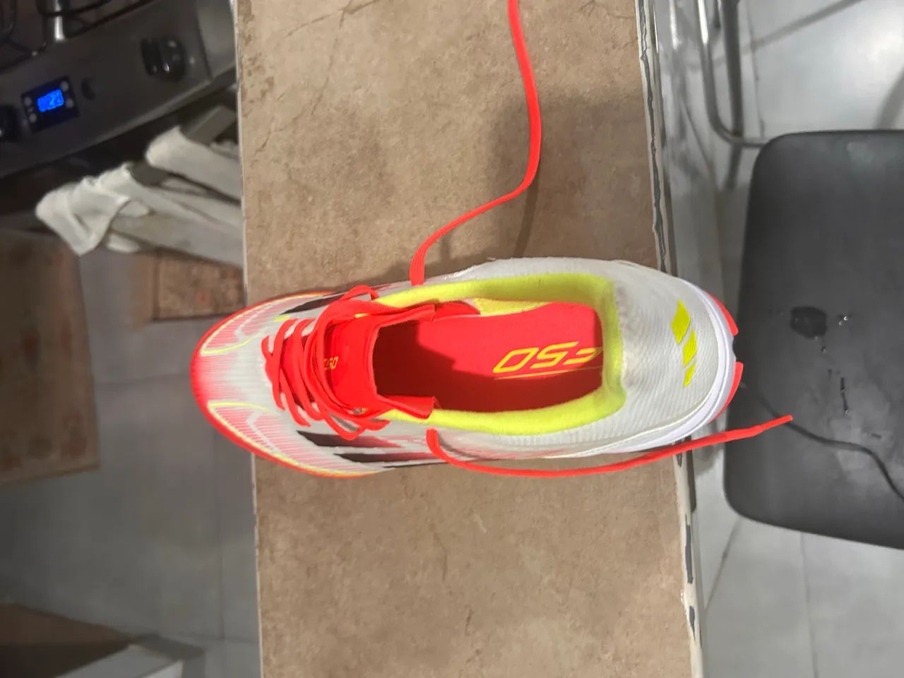 Chuteira adidas f50 nova 