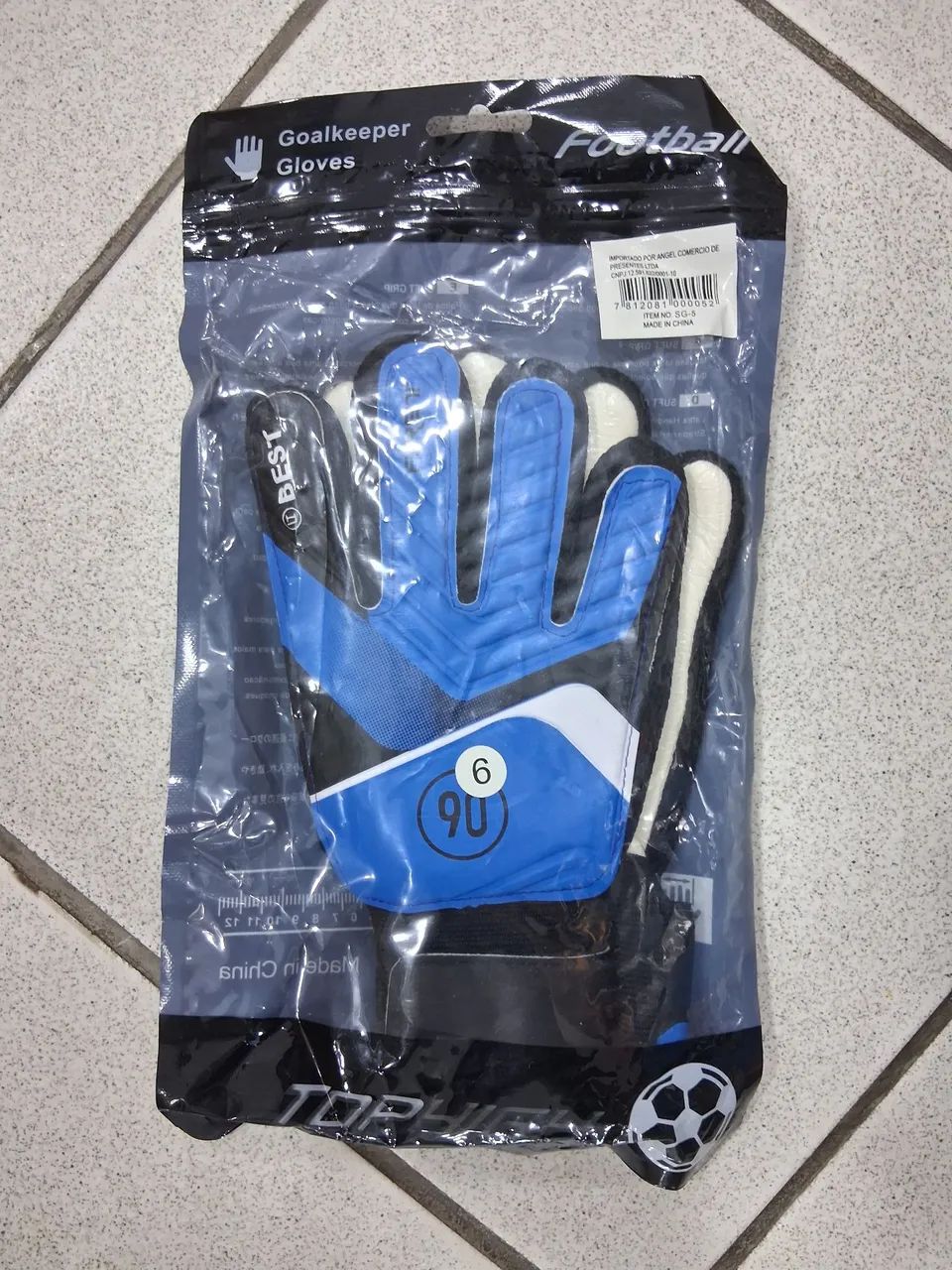 Luvas  de goleiro infantil TAMANHOS  5 , 6 ,7 ,E 9 - Foto 3