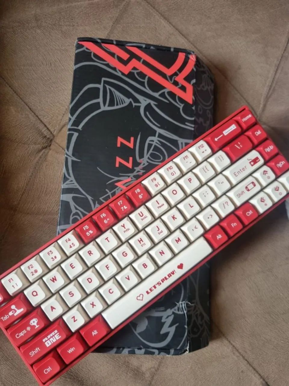 Teclado gamer Ajazz AK68 Switch brown - Foto 3