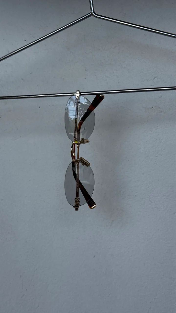 Óculos de Sol MiuMiu Três Peças Dourado - Foto 5