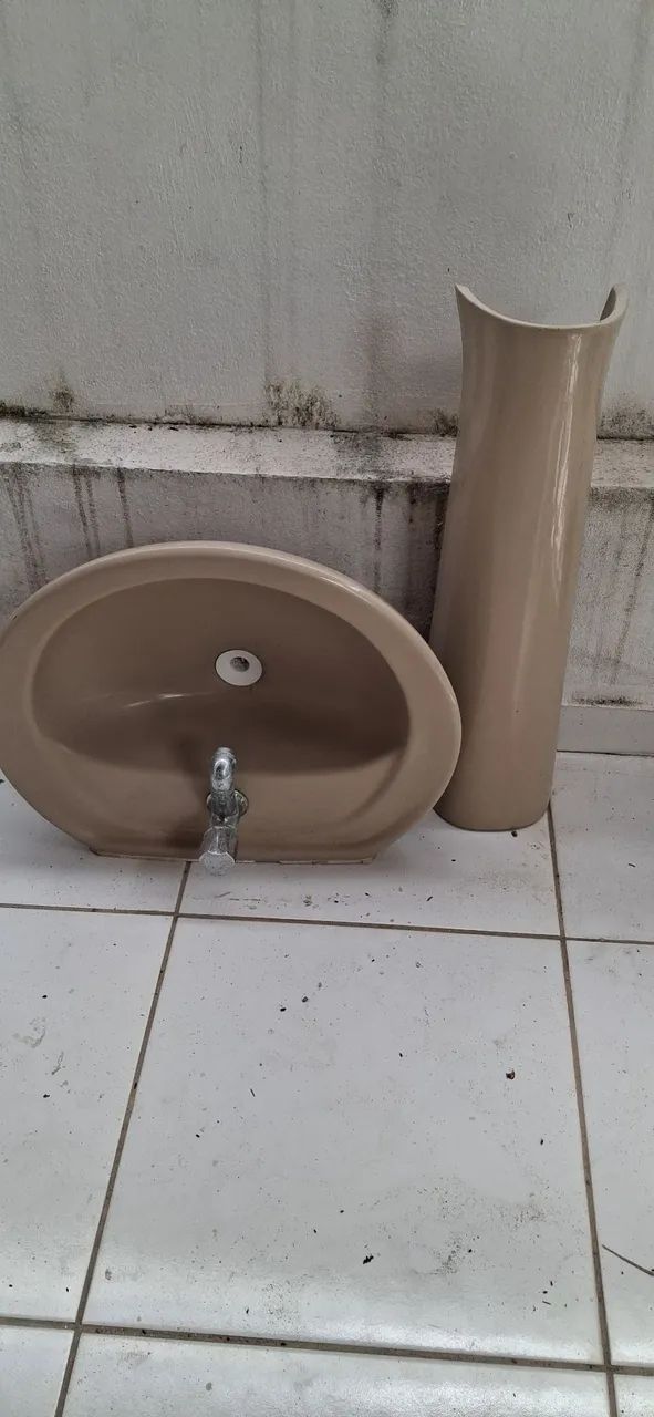 Pia cuba mais coluna