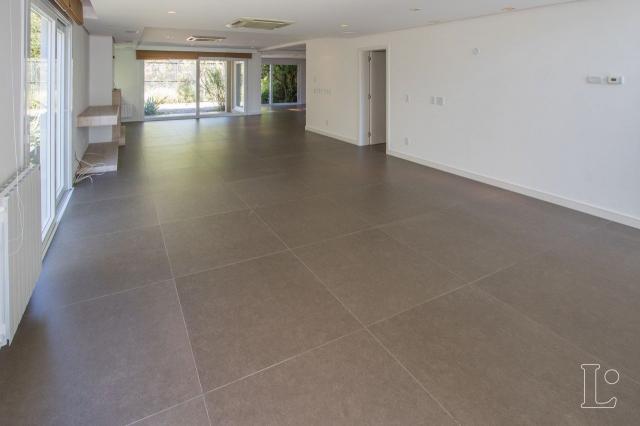 Casa de condomínio para alugar com 4 dormitórios cod:LU263209 - Foto 4
