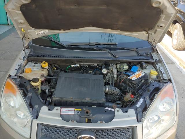 Fiesta SD 1.6 2009 GNV (R$: 2.900,00 + 48 x 539,00) - Foto 5