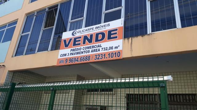 Olicarpe vende dois prédios comerciais com três pavimentos no centro de Fortaleza/CE