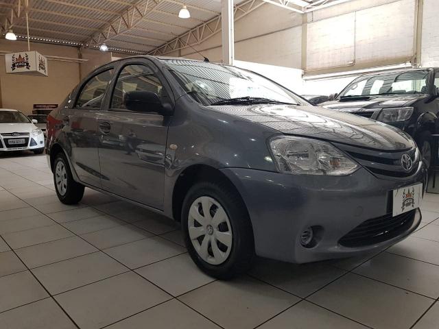 TOYOTA ETIOS 2013/2013 1.5 X SEDAN 16V FLEX 4P MANUAL