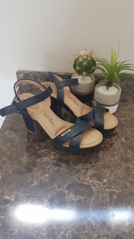Sapatos Feminino - Foto 2