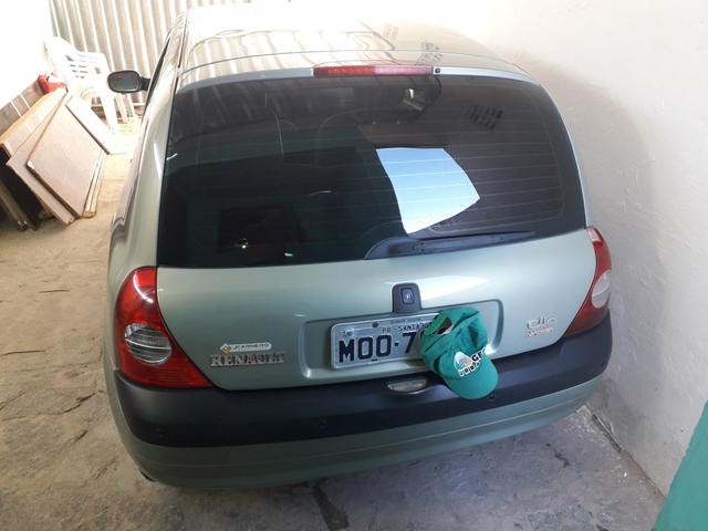 Renault Clio 2006 - Foto 2