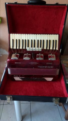 ACORDEON TODESCHINI SUPER 5 selo verde RARIDADE